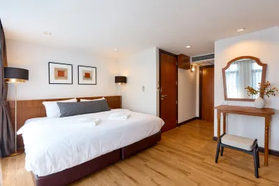 Be Phrasingh Hotel Chiang Mai Hotels in Sunday Walking Street