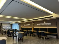 Homeinn Selected Hotel (Shenyang Taoxian Airport Music Academy Taoxian Campus)