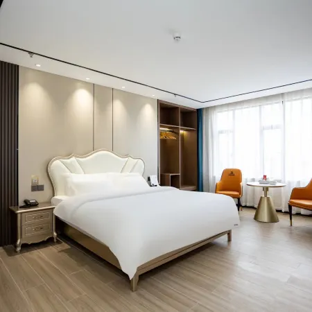 Lufeng Jintaiwan Hotel