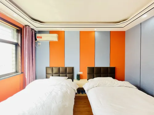 Xianghe Hotel - parking