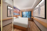 Foshan Shangjing Apartment (Shunde Fengjian Water Town Honghuicheng Branch)