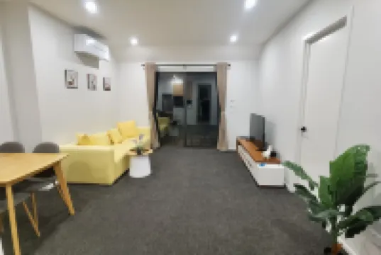 Sky Valley Hotels near The Church of the Good Shepherd