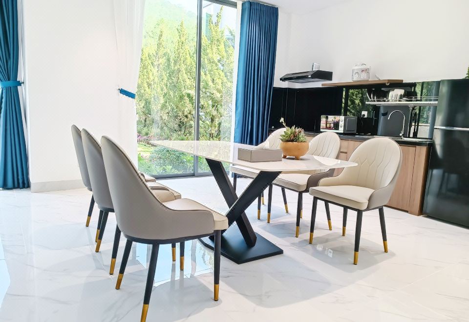 1. 룽 통 누이 보..