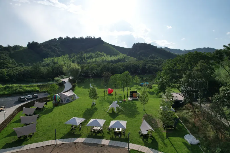 Anji Tianzi Lake luchen Tree House Holiday Home