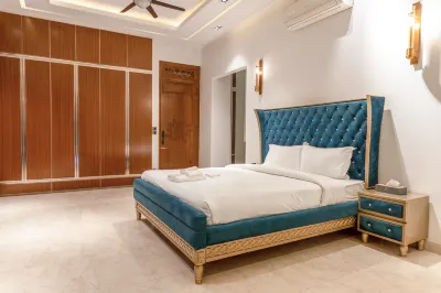 Palm Tree Business Hotel Hotels near Zenith-IT