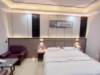 Puning Pujin Theme Apartment (Clothing City Shop) - balcon
