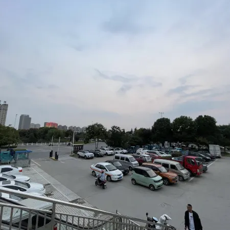Qiu Business Travel Hotel (Baoying County Government Branch)