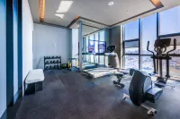 Nanchang Xiaolan Yingbin Middle Avenue Atour Hotel - parking