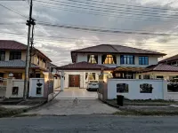 JIUHAO Homestay 15pax Stay Near Airport & City by Greenage - Bungalows