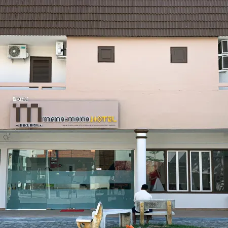 mana mana hotel • Melaka •