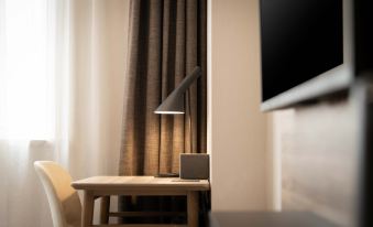 MiHouse Hotel (Nanjing XuanWu Gate)