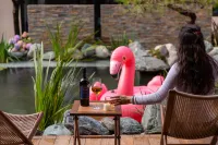Aroma of Yunnan ·Snow Mountain View Boutique Hotel - ที่มีบาร์