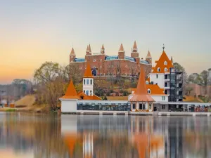 Deyang Castle Hotel