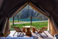 Baili Danxia Wild Luxury Campsite