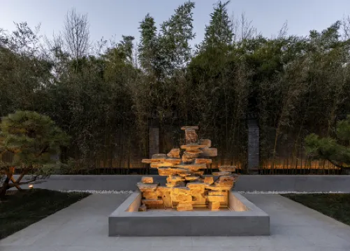 QIANNA HOTEL (Houhai Gulou Street Subway Station Branch) Отели рядом с достопримечательностью «Живописный район Шичахай»