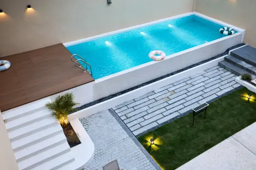 Wind & Water Nautical Club | Poolside Holiday Villa (Golden Coast Luojia Temple Branch)