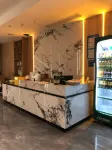 Zhiyin E-Sports Hotel (Shifu East Road) Hotels in Ruichang