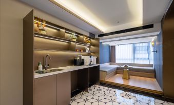 Lanyue Hotel(Taiyuan Wuyue Plaza )