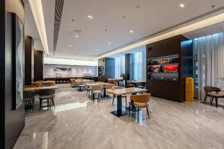 SAN SHENG HOTEL Отели рядом с достопримечательностью «Shandong Hiteam Institute of Software Engineering»