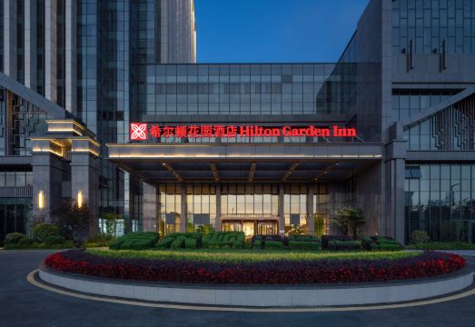 3. 힐튼 가든 인,..