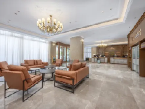 Vienna International Hotel（Dushanzi，at the Starting Point of Duku Highway，in the Gourmet Street）） Hotels in Karamay