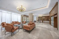 Vienna International Hotel（Dushanzi，at the Starting Point of Duku Highway，in the Gourmet Street））