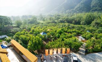 Yushan Camping Hotel (Huashan Railway Station)