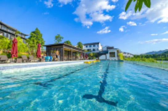 Wyndham Grand Plaza Royale Fengshun Hot Springs Resort