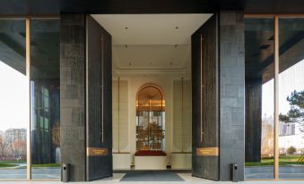 Baicheng Yuanyuan International Hotel