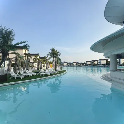 Qingyuan Miaoleiwu Villa (Hudiewan Happy Water World) Hotels near Qingyuan Chimelong Resort
