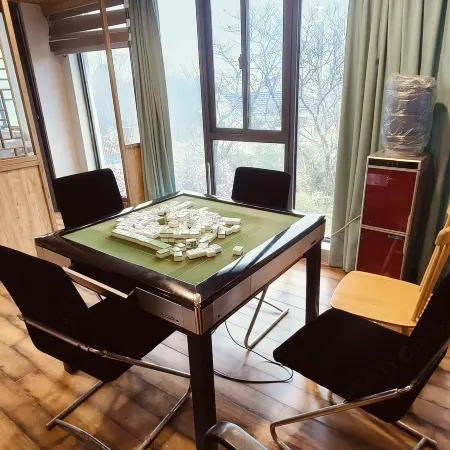 Shi De Ban Ri Xian B&B