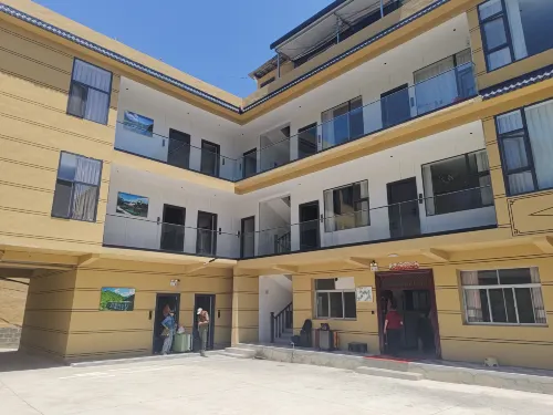 馨雅·Courtyard綠林度假民宿（官鵝溝景區店） - 2星級