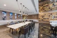 Atour Hotel Ningbo Xiangshan People's Square