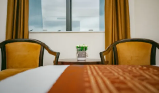 Crystal Crown Hotel JB