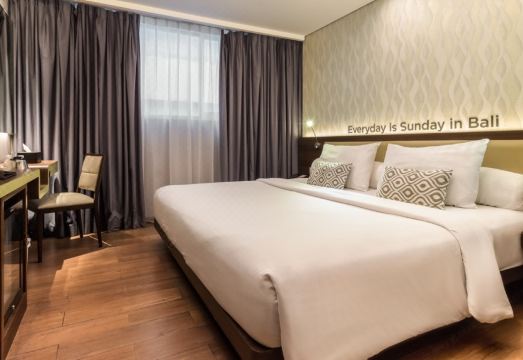 인피니티8 발리