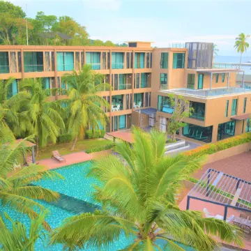 Panwa Sunset Beach Front Отели рядом с достопримечательностью «Залив Макхам»