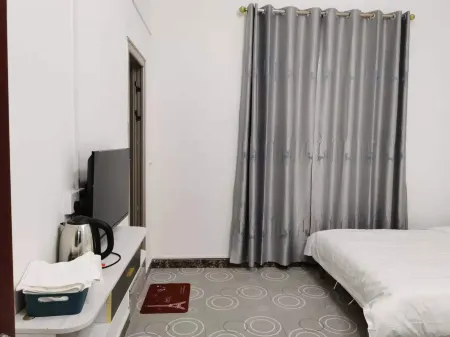 Nanxiong Limin Ewang Hotel Отели рядом с достопримечательностью «Meiguan Ancient Post Road»