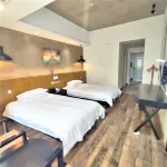 Yinlu Hotel (Wuzhen Scenic Area Branch)