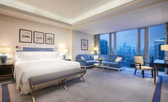 The Azure Qiantang, a Luxury Collection Hotel, Hangzhou