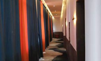 Linyi Zijing Art Hotel