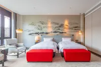 Silk Commerce Clubhouse - spa