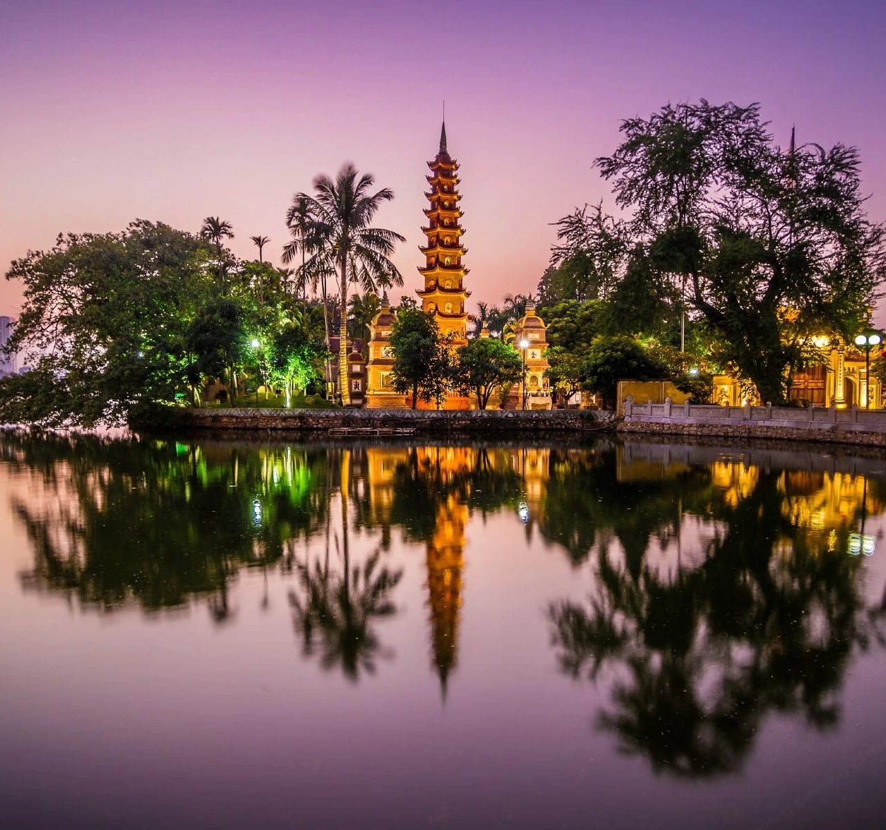 <h1>京南河內地標大廈附近住宿飯店推薦</h1>