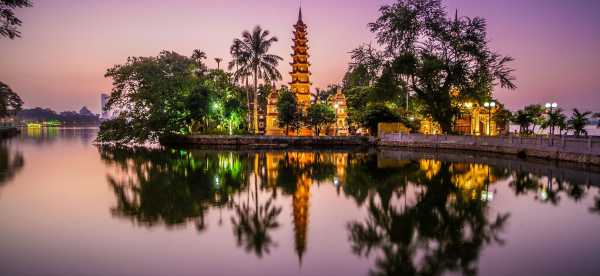 Hotels in Hanoi with Swimming Pools