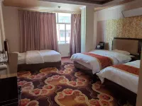 Grassland Yiyi Hotel