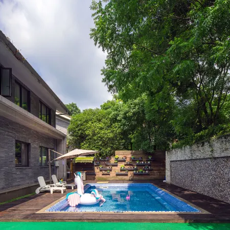 Mount Qingcheng Huajintang Villa