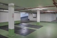 亞琛怡思得酒店 - 停車場