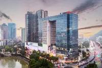 Chao Featured Hotel (Jiaxiulou Qingyun Market)