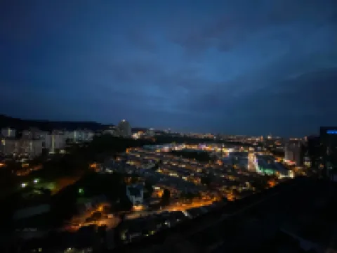 Puchong Setiawalk Penthouse for 14 Pax | Iconique