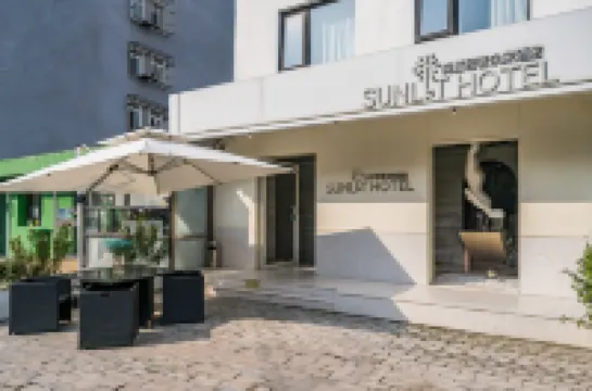 โรงแรมซันลิต (สาขาโรงพยาบาลอันเจิ้น ปักกิ่ง) โรงแรมในพื้นที่โฮ่วไห่