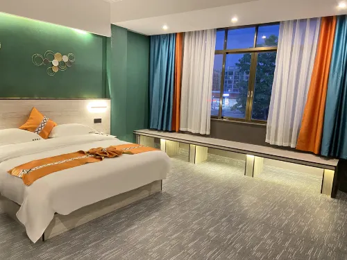 Tiandong Diman Hotel - parking